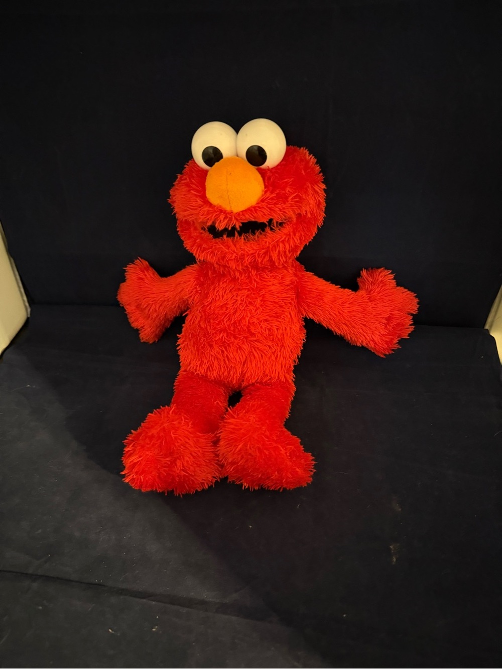 Sesame Street Tickle Me Elmo